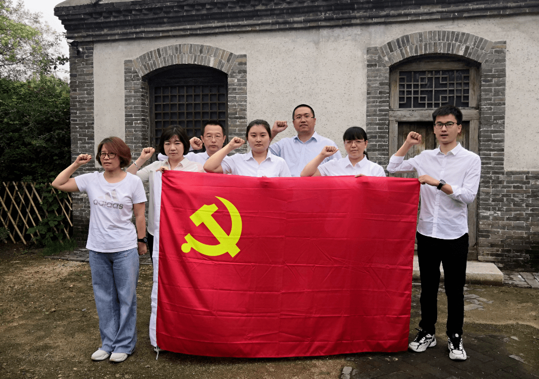 红色火箭接连喜获佳绩，士气高昂