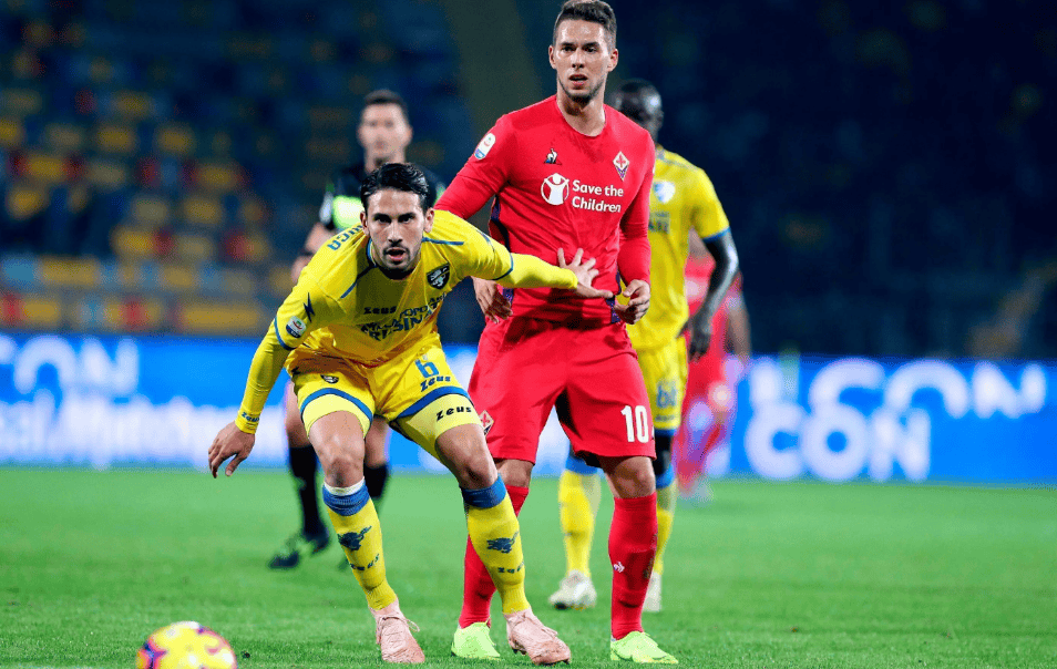 关于斯旺西客场逆袭，赢得关键三分的信息