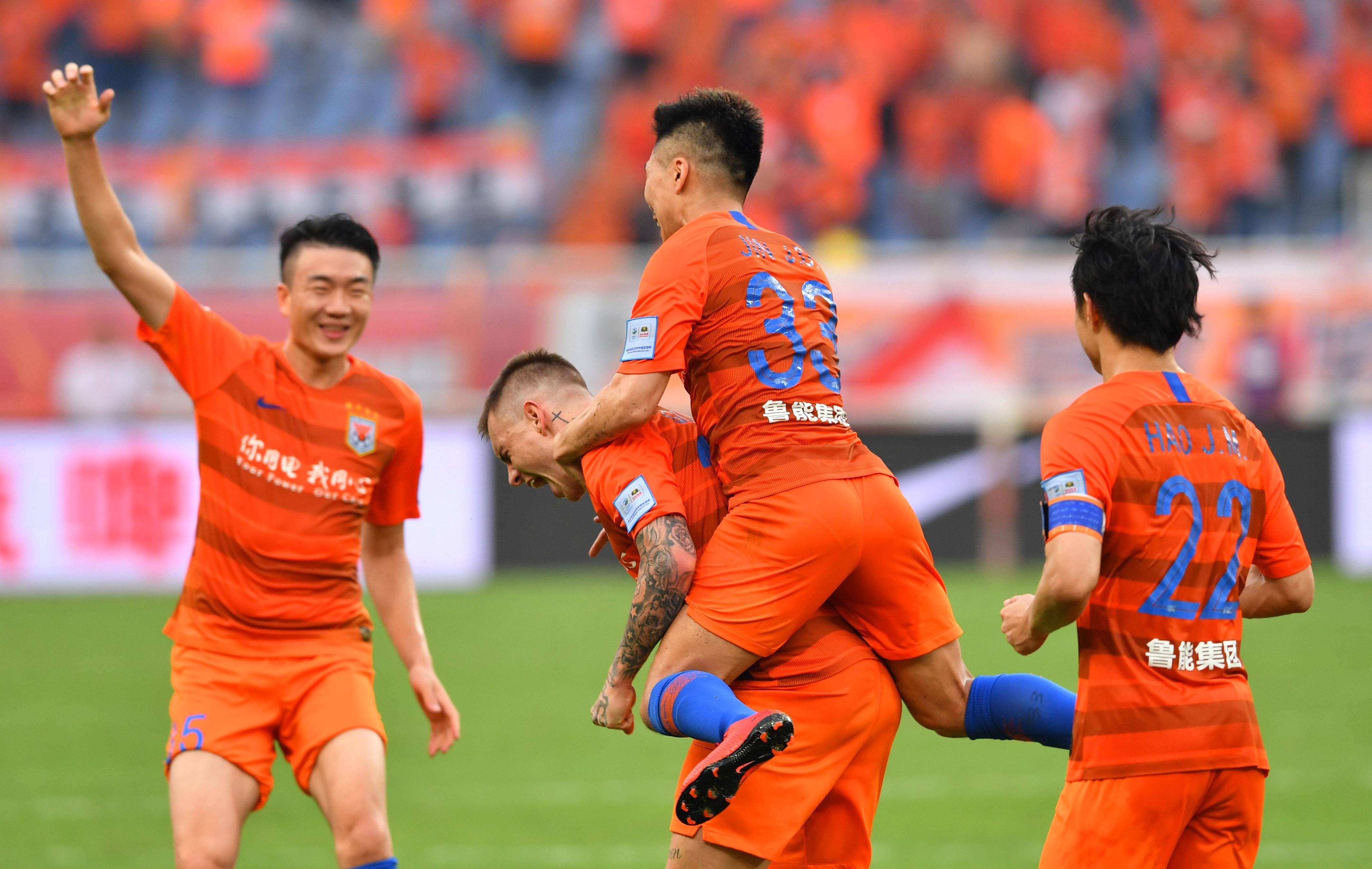 -鲁能惨遭对方反超，积分榜形势岌岌可危