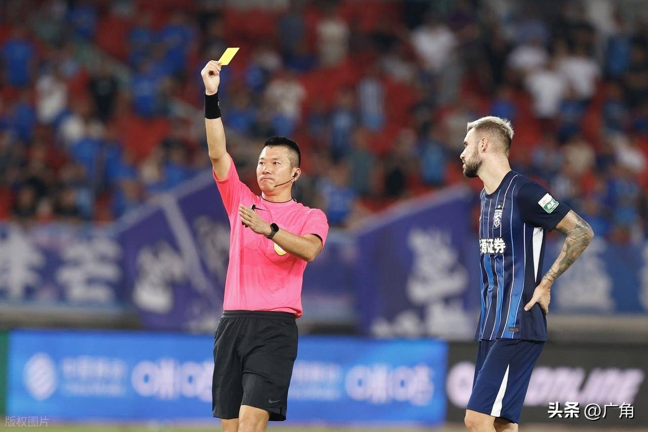 DB彩票官网-沙尔克04保级形势严峻，战平云达不莱梅未能扭转颓势