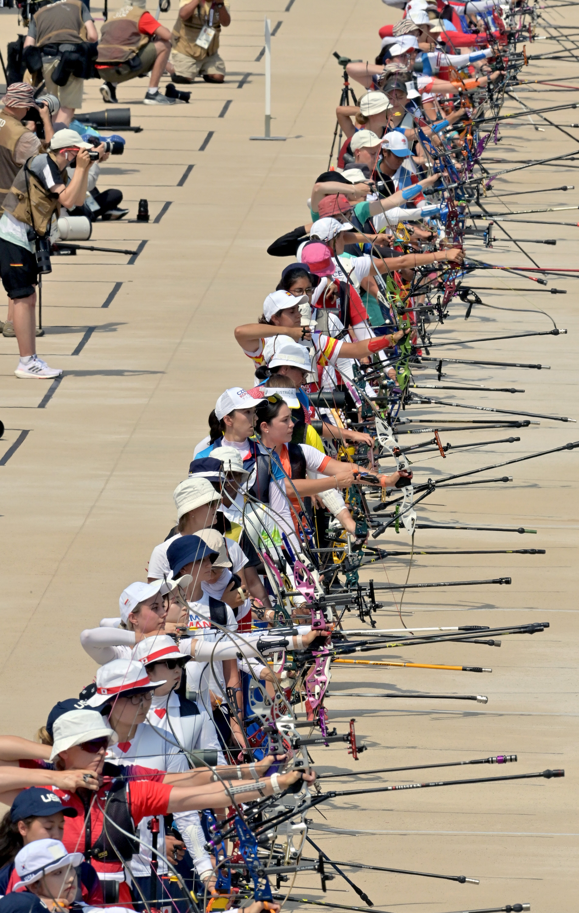 多宝彩票-精准如箭！射箭比赛现场选手风采无限的简单介绍